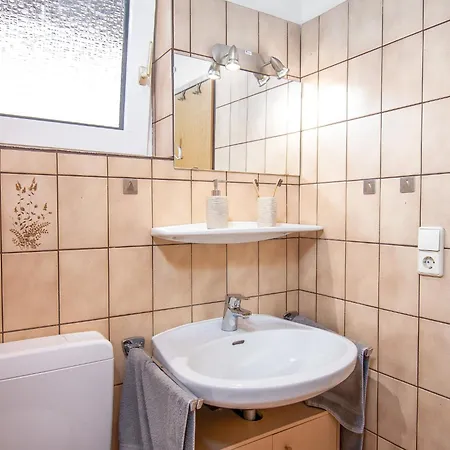 Holiday home Mueter By Interhome